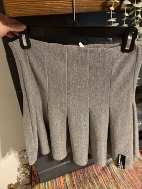 Women's Gray Pleated Skater Skirt